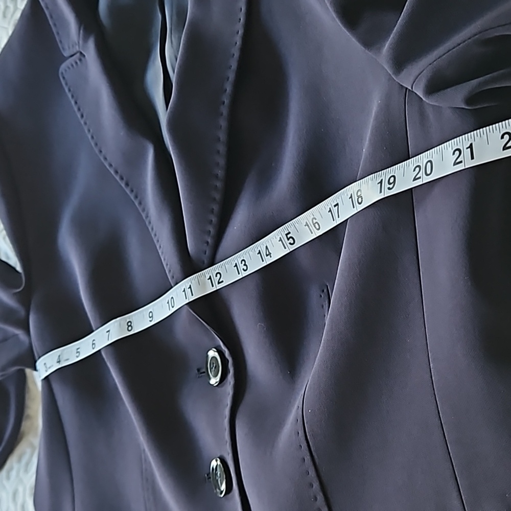 Basler Size 16 Navy Three-Button Lined Blazer. - image 8